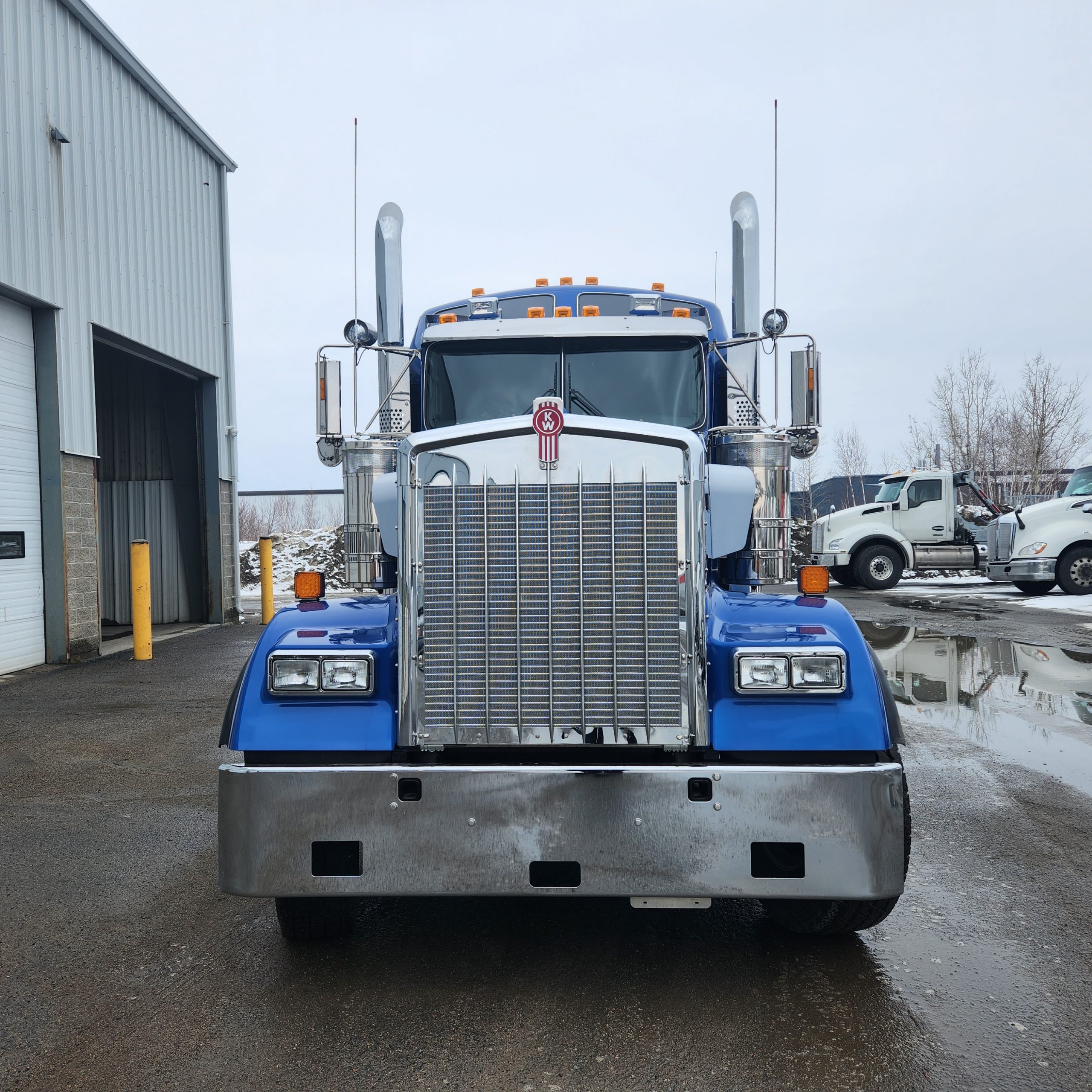 2024 Kenworth W900L I2949 Eagle Equipment