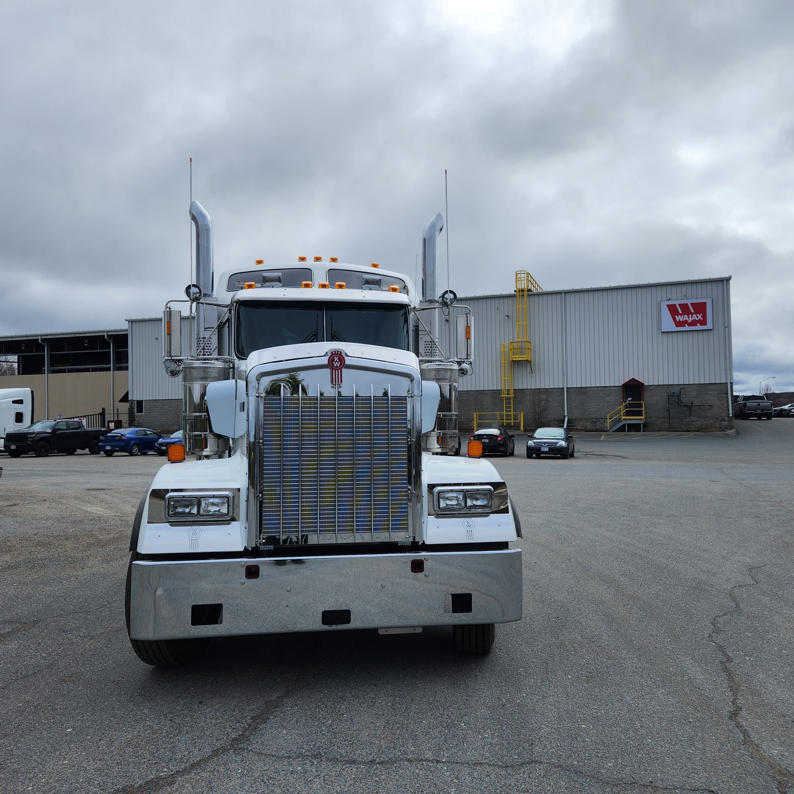 2024 Kenworth W900l Studio Sleeper For Sale In India Nevsa Darleen