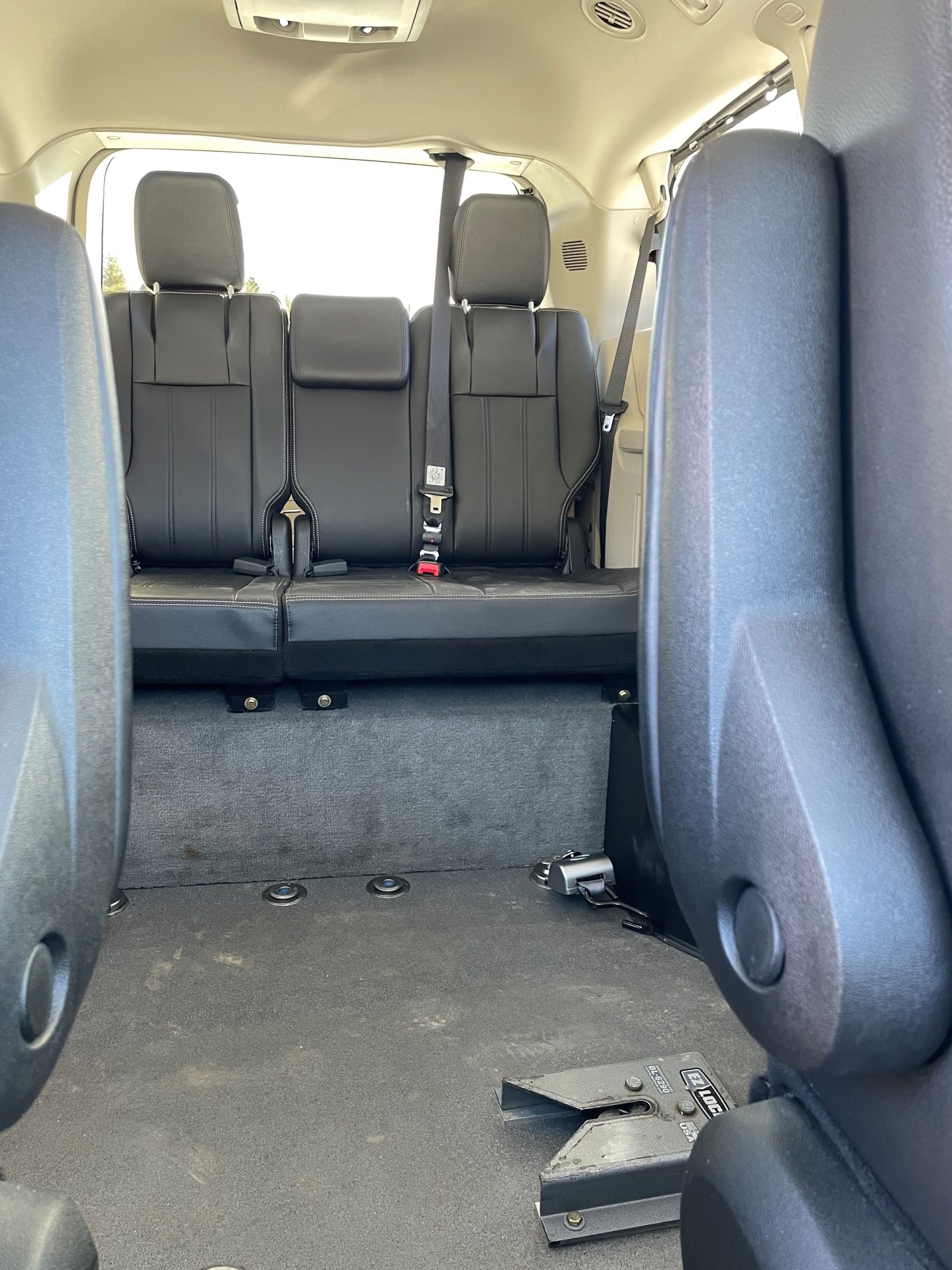 Dodge Caravan - Back Seat.jpg