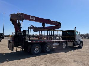 2019 WS 4700 sb cc with steerling lift deck boom - Rear (2).jpeg