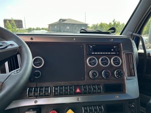 2024 Western Star 47X - Dash .jpeg