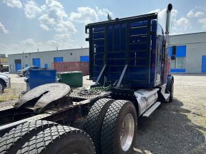 2019 Kenworth T800 - Rear View.jpeg