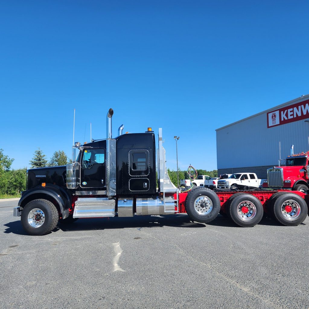 Kenworth Rear View 2024 Kenworth W900B - I-3027 - Eagle Equipment