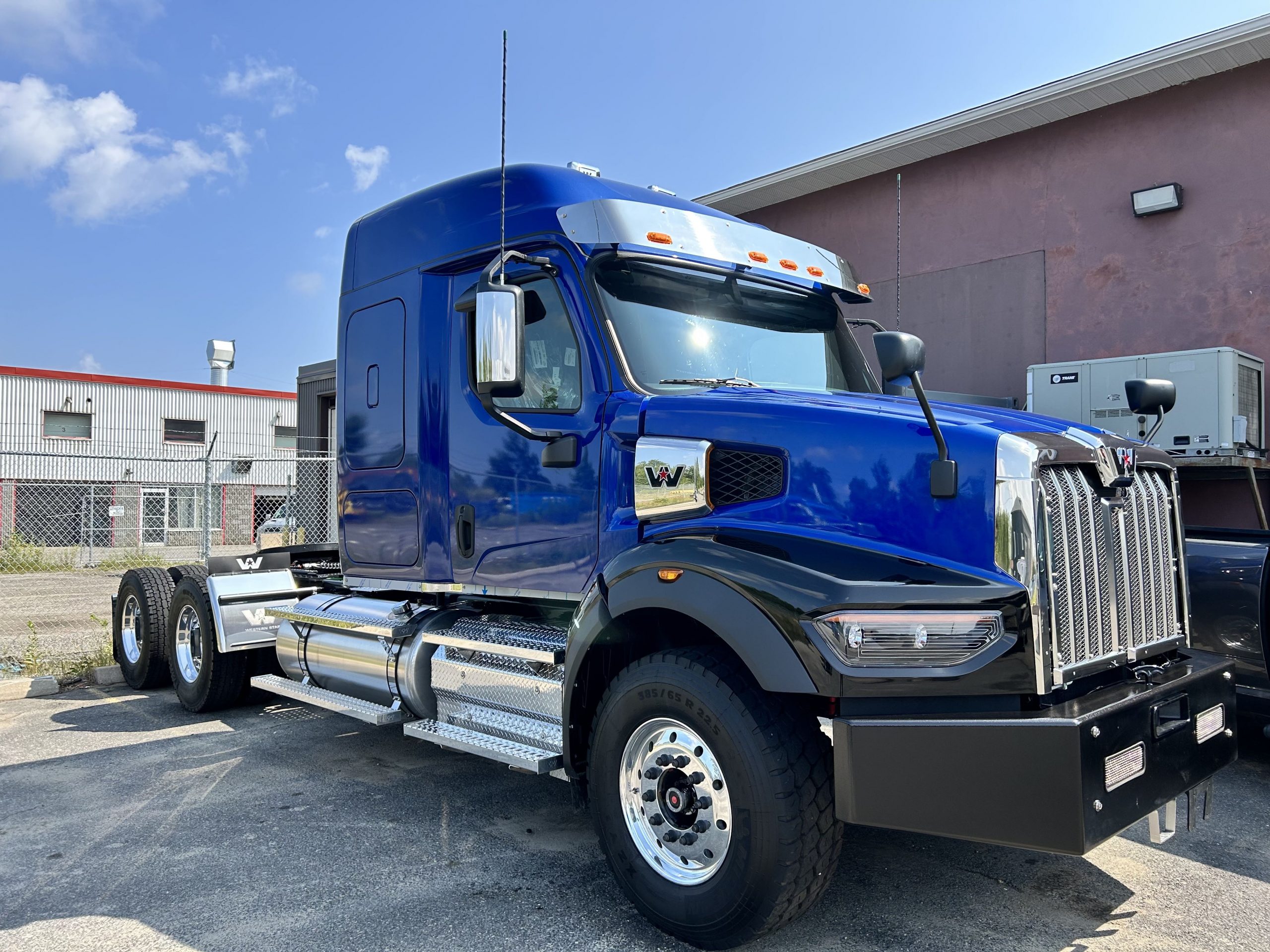 2024 Western Star 49X I3040 Eagle Equipment