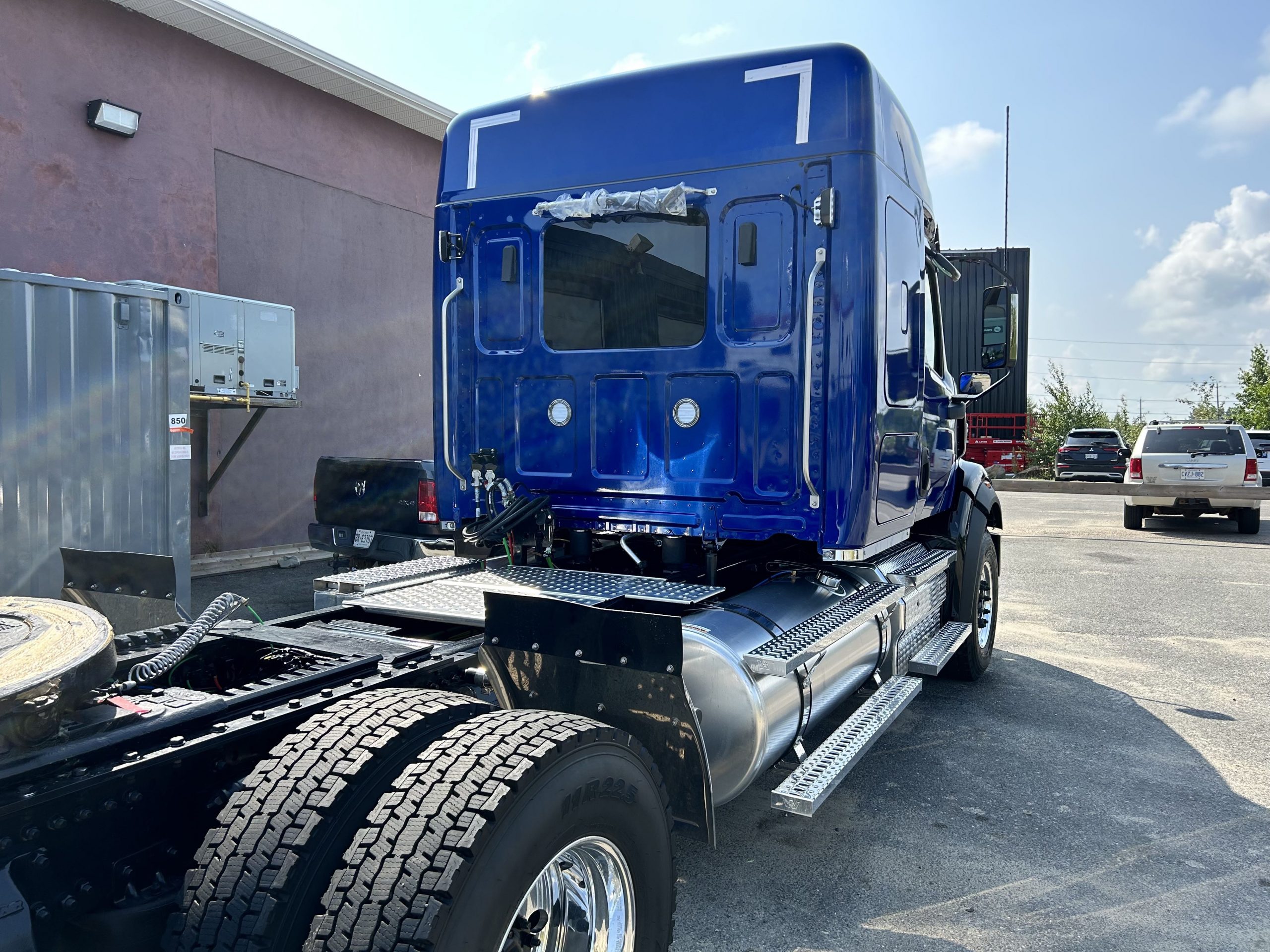 2024 Western Star 49X I 3040 Eagle Equipment   2024 Western Star 49 X Rear View Scaled 