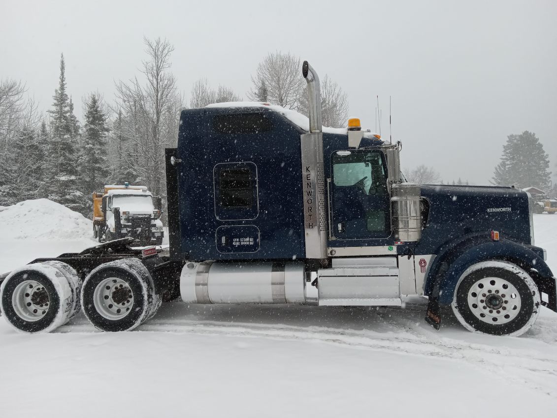 2020 Kenworth W900 - Passenger Side.jpg