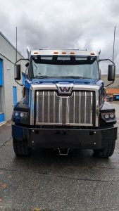 2024 Western Star 47X Tri-Axle Tractor - Grill.jpg