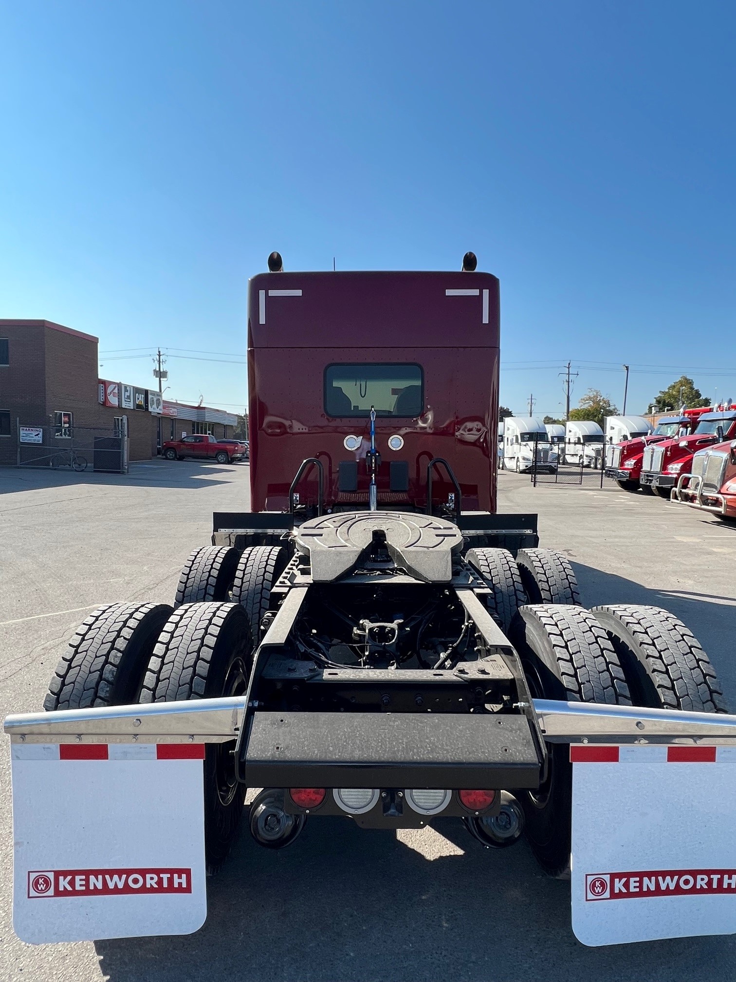 2024 KW W990 Tractor - Rear.jpg