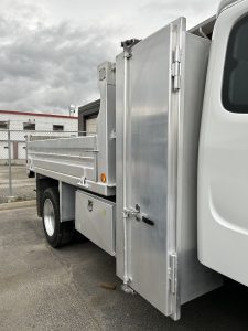 2016 Freightliner - Exterior Box Side View.jpeg