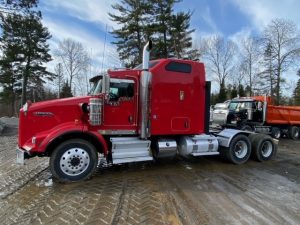 2018 Kenworth T800 Heavy Spec Truck - 3WKDDP9X7JF995041 - Driver Side.jpg