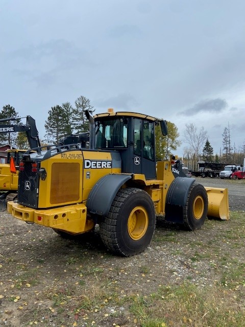 2016 John Deere 524K Wheel Loader Bucket & Snow Blade 3 picture.jpg